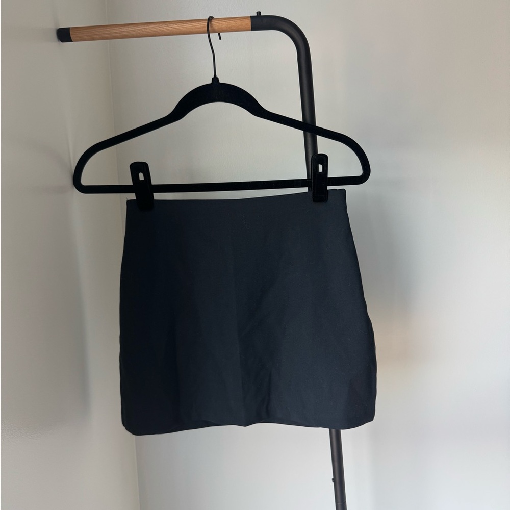 Abercrombie Scarlett Mini Skort